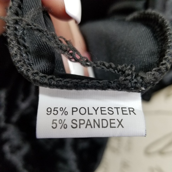 Highness Plus Size Velour Criss Cross Peplum Top - Picture 5 of 5